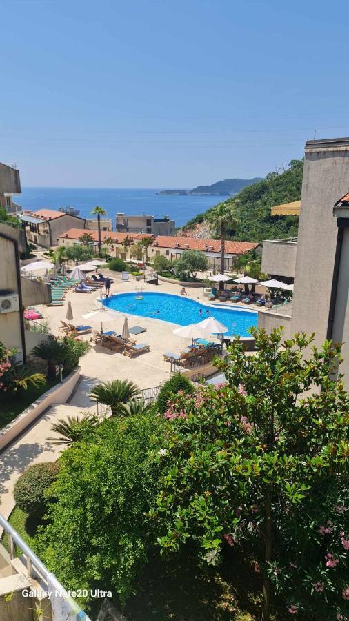 Blue Horizon Apartment Resort Budva Exterior photo